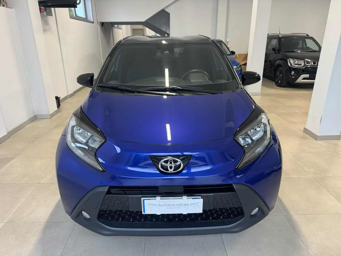 Toyota Aygo X 1.0 VVT-i 72 CV 5 porte Trend Bleu - 2