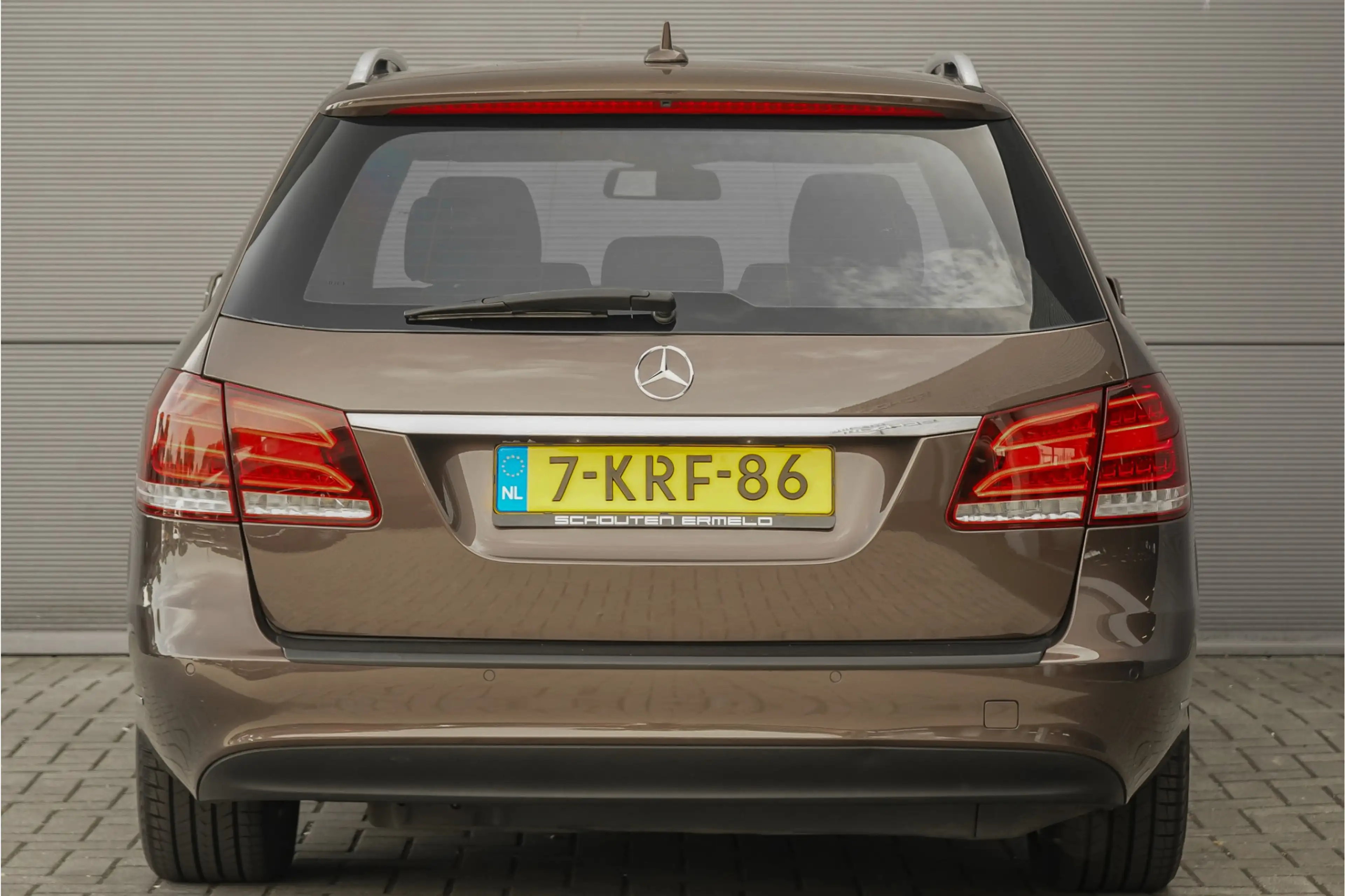 Mercedes-Benz E 250 Estate Ambition Elegance 7-Pers Leder LED Cruise — photo 13