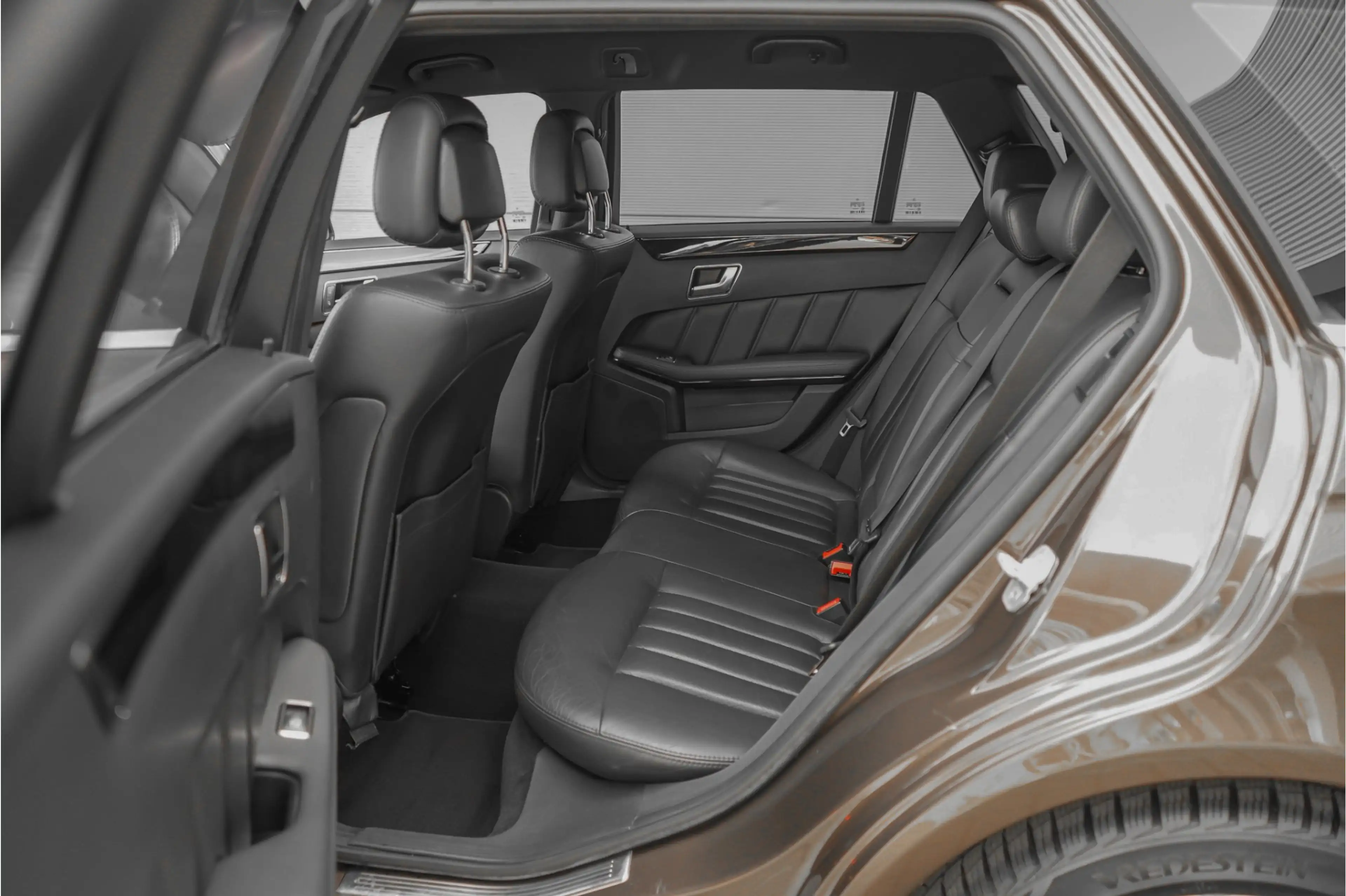 Mercedes-Benz E 250 Estate Ambition Elegance 7-Pers Leder LED Cruise — photo 6