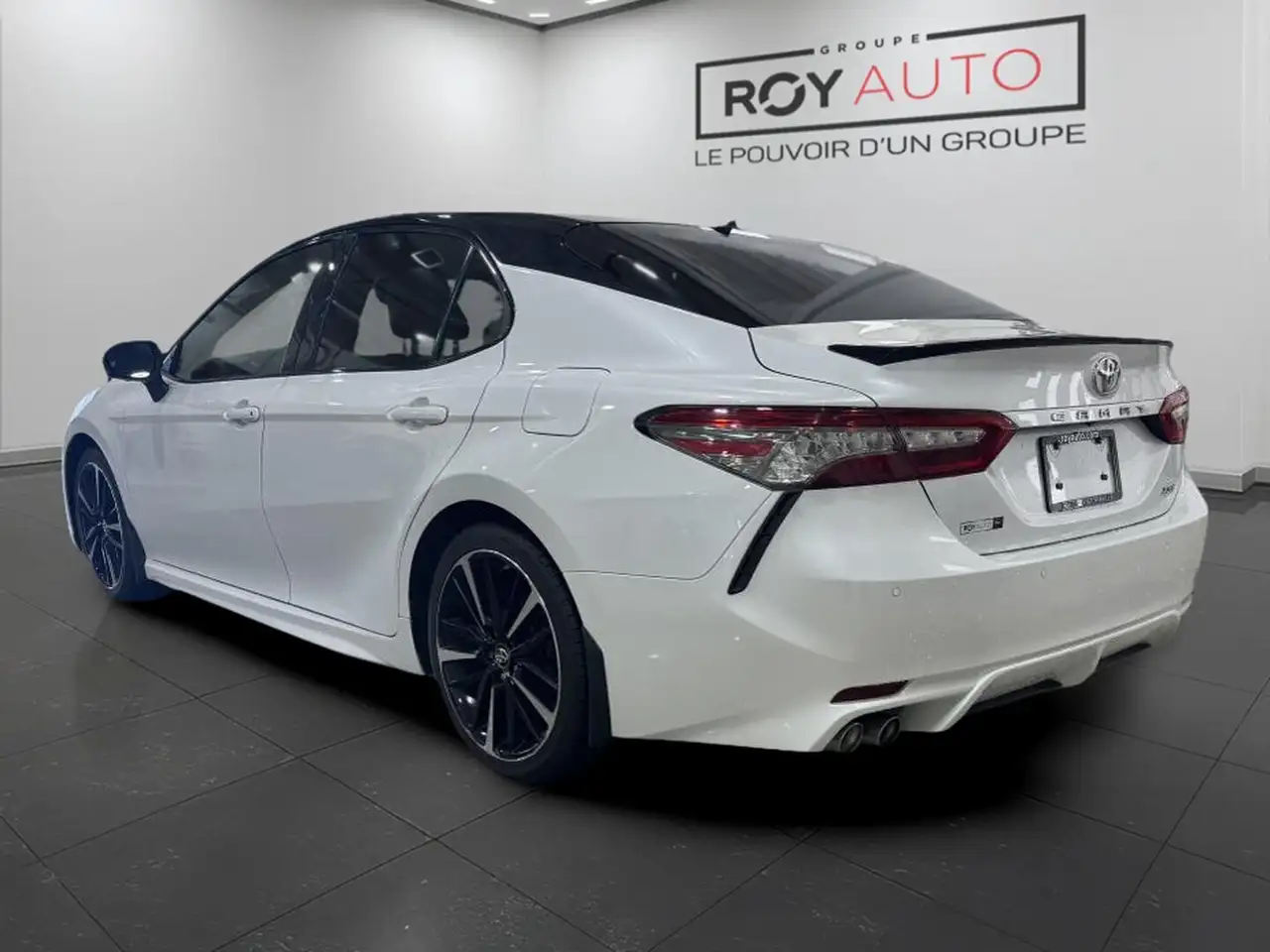 Toyota Camry photo Toyota Camry