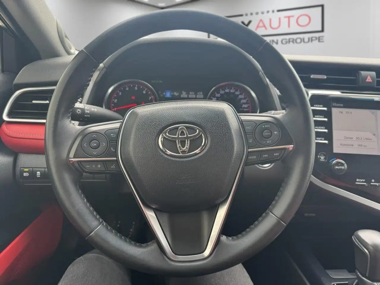 Toyota Camry photo Toyota Camry