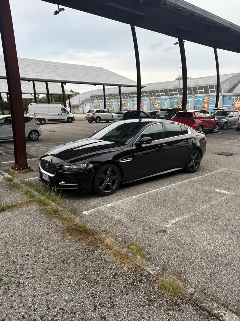 Jaguar XE 2.0d Portfolio 180cv auto motore Rotto - 1