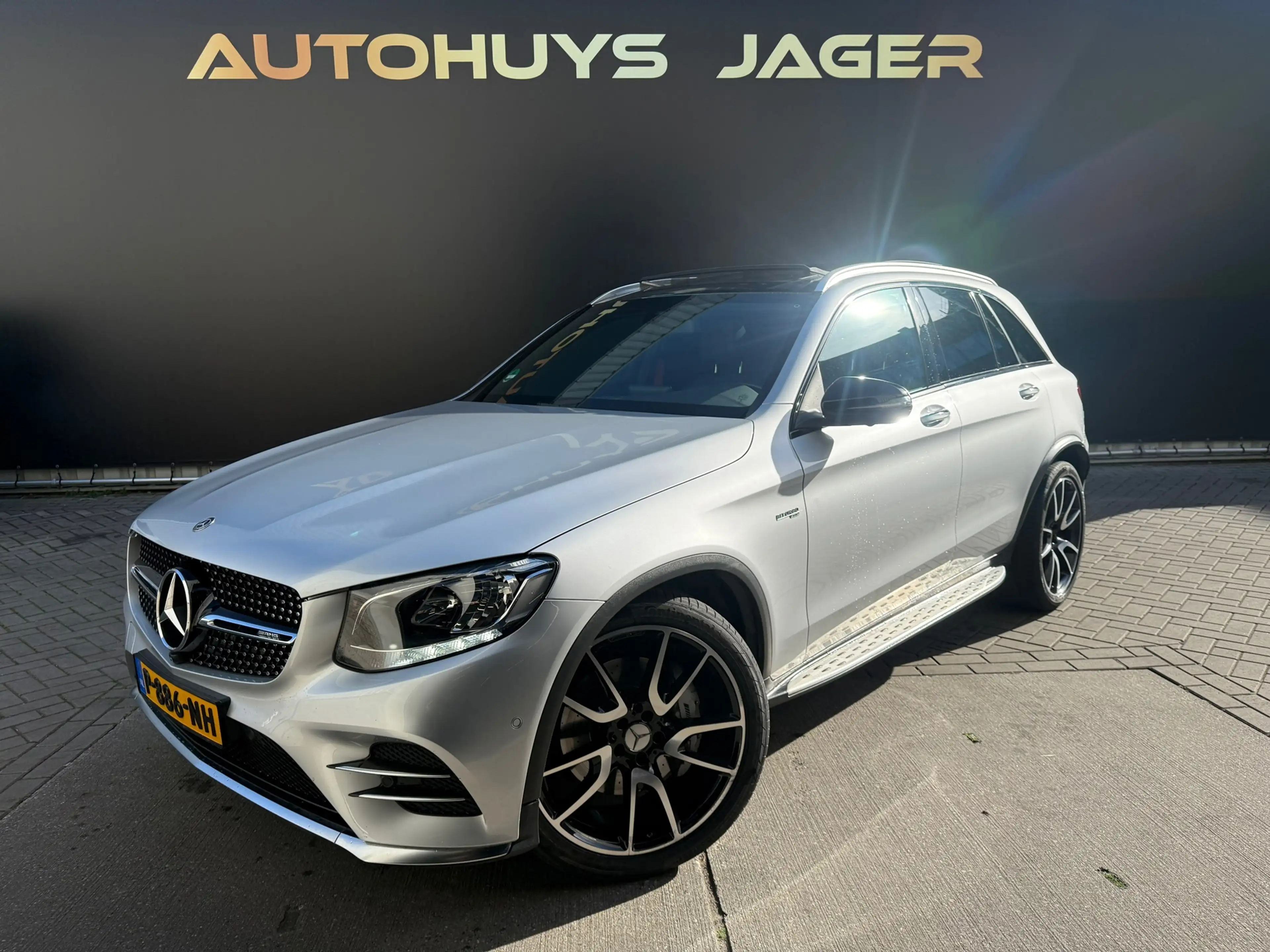 Mercedes-Benz GLC 43 AMG 4MATIC Pano Alcantara Memory Camera Luchtvering — photo 5