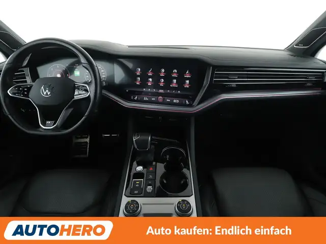 Volkswagen Touareg view 12