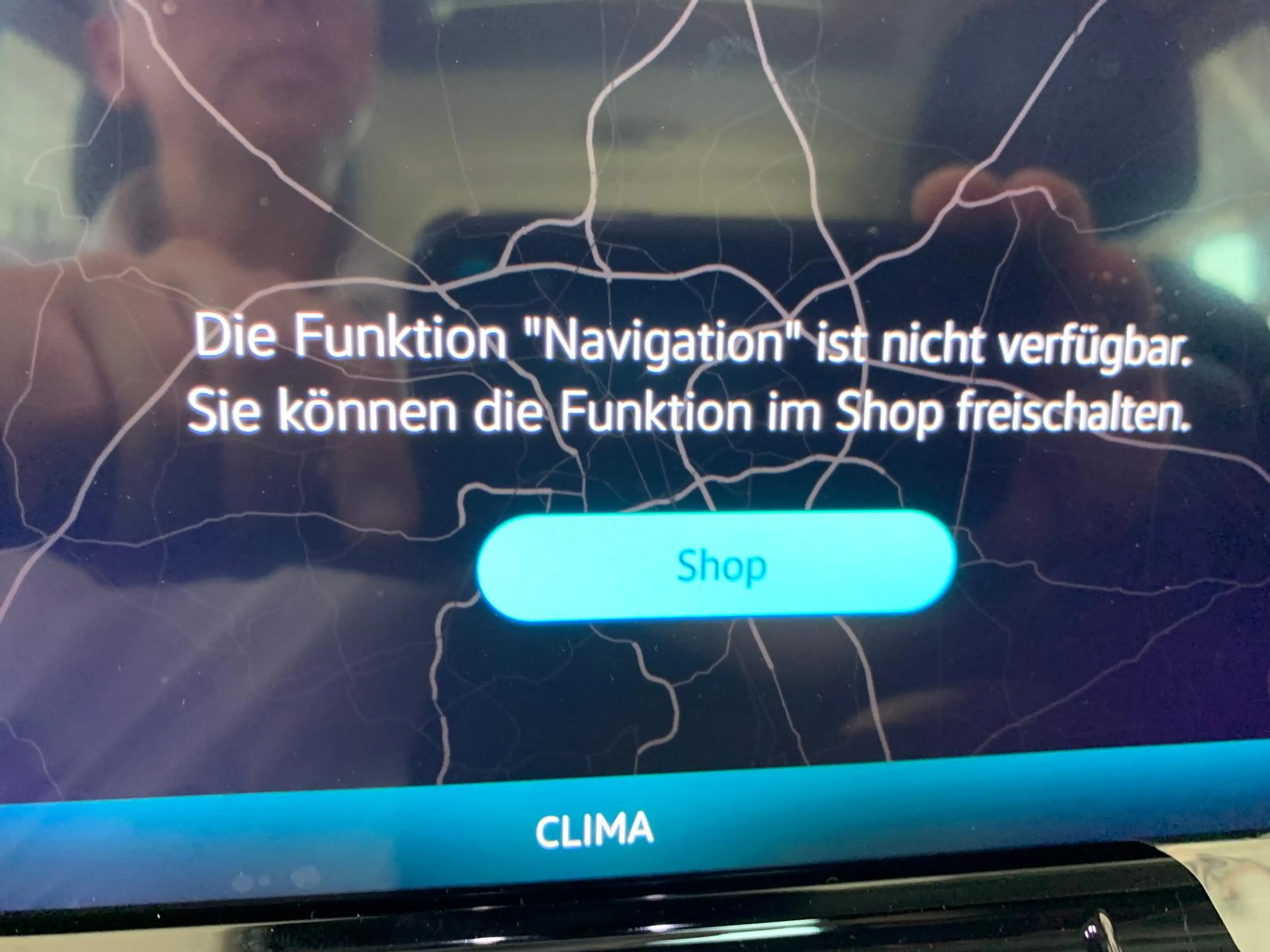 Volkswagen Caddy Style eHybrid AHK Navi Panorama Kamera — photo 10
