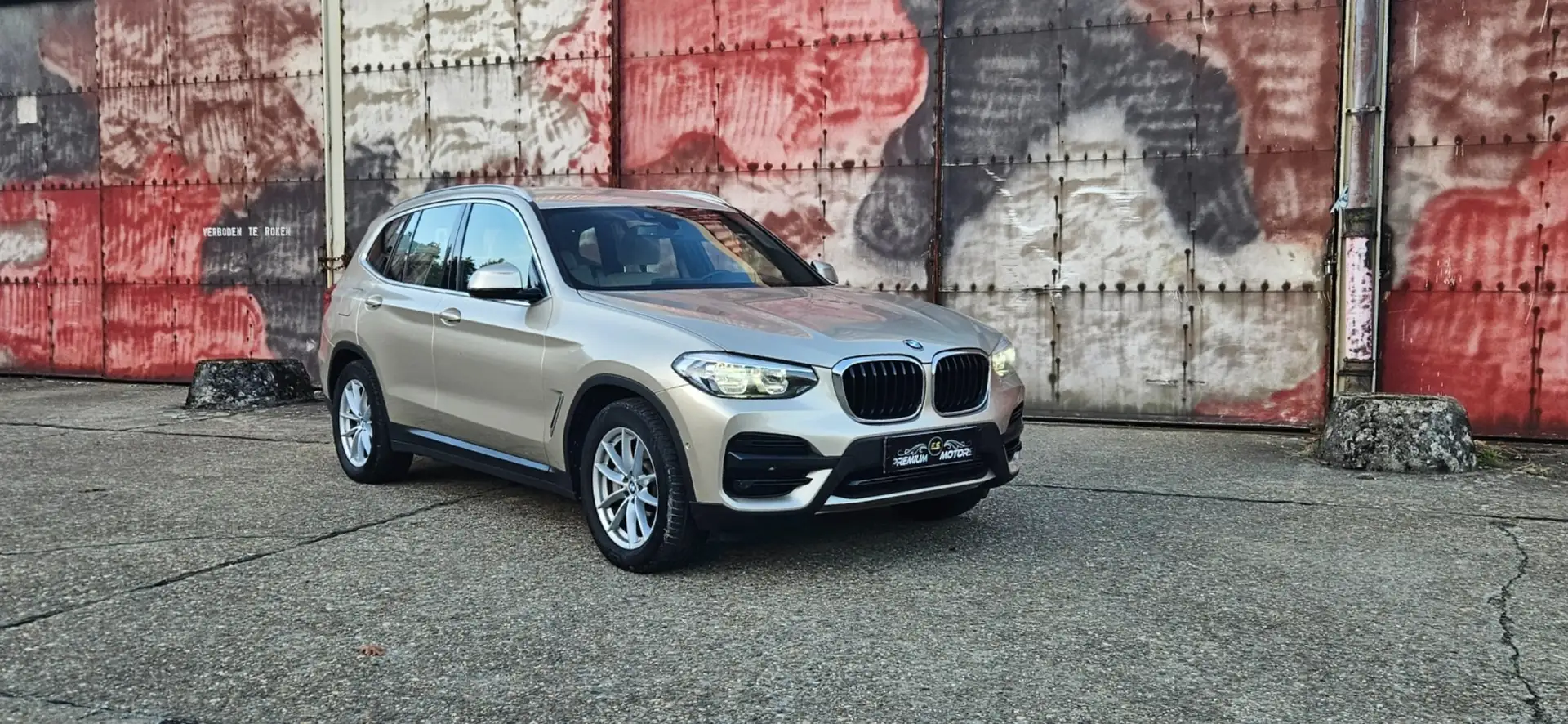 BMW X3 xDrive30e MODEL X LINE/HUD/KEYLES/CAMERA/ALS NIEUW Beige - 1