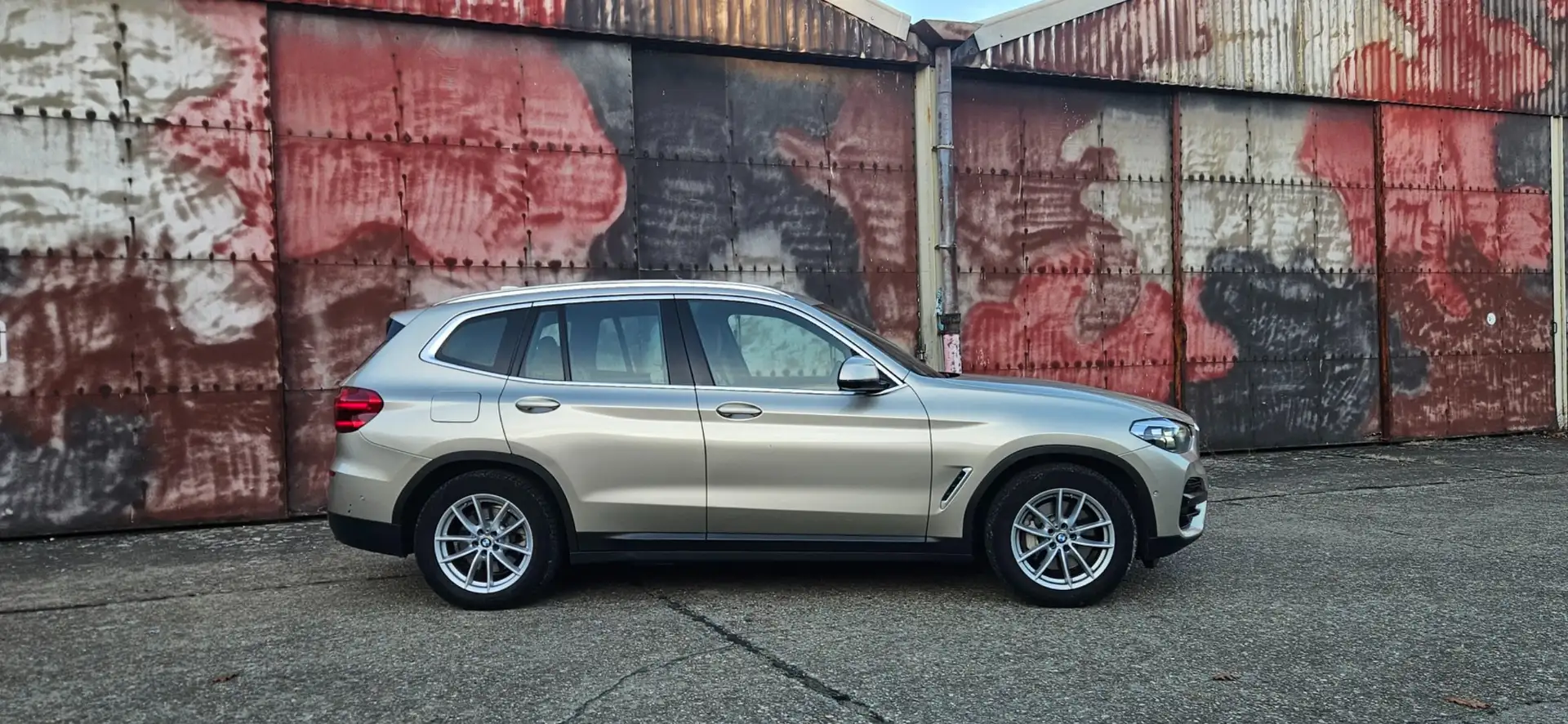 BMW X3 xDrive30e MODEL X LINE/HUD/KEYLES/CAMERA/ALS NIEUW Beige - 2