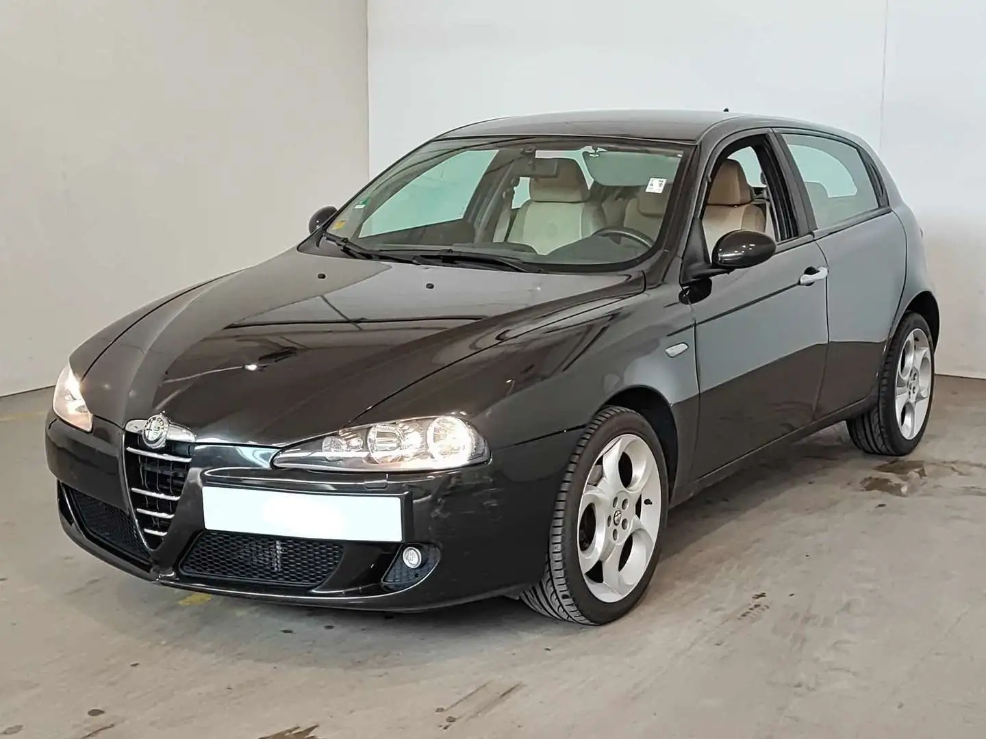 Alfa Romeo 147 1.6 16V TS ECO Sportiva /Tüv 12.26/1.HAND Schwarz - 1
