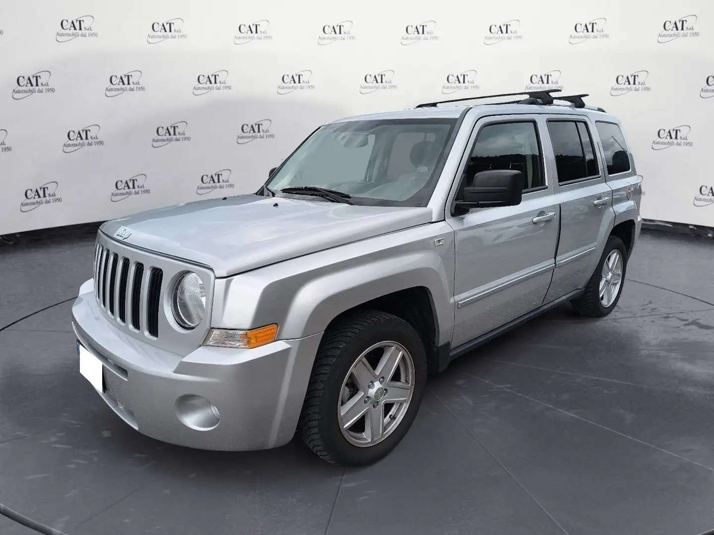 Jeep Patriot Patriot 2.2 CRD DPF Limited Gümüş rengi - 1
