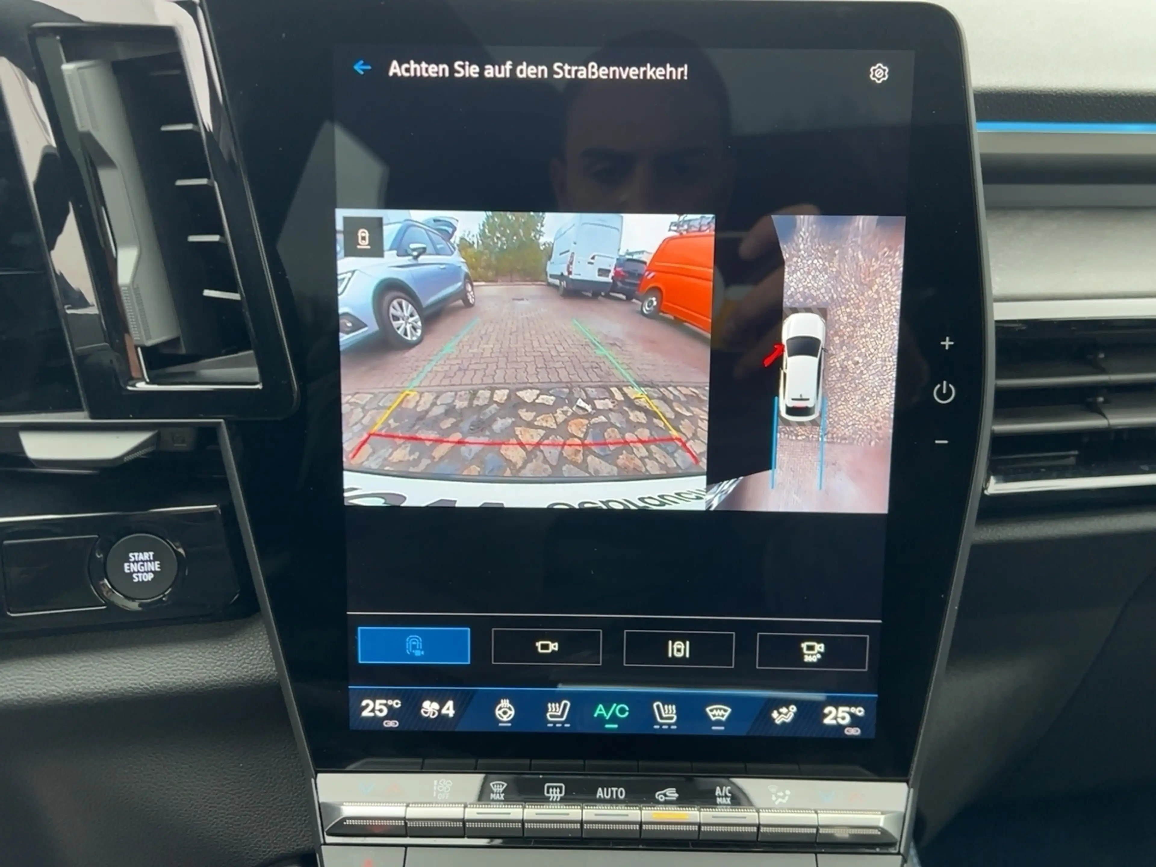 Renault Rafale Atelier Alpine E-Tech Plug-in Hybrid 300 4x4 — photo 13