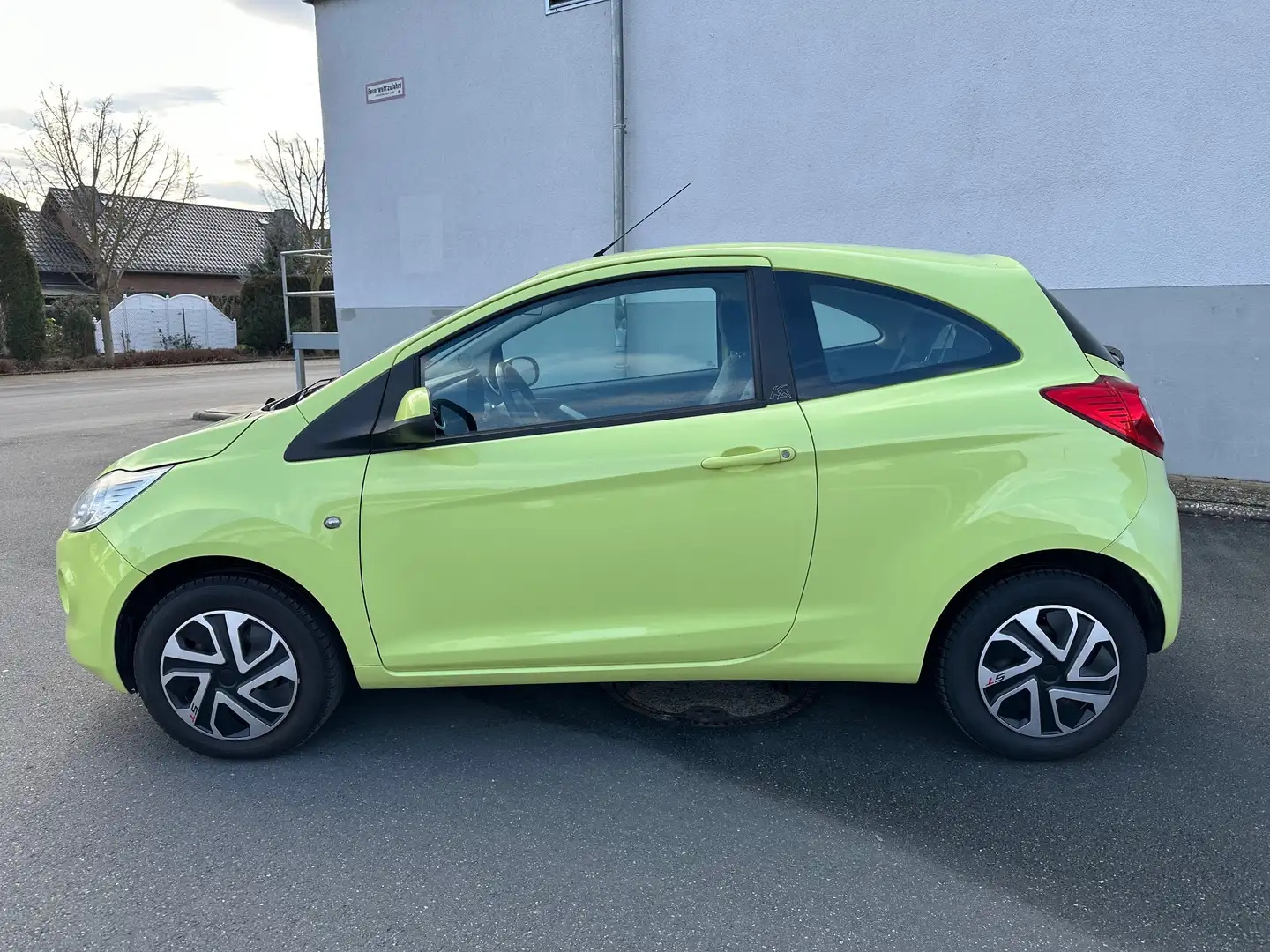 Ford Ka/Ka+ Ka 1.2 Trend 2 Hand/TÜV 02/27 Yeşil - 1