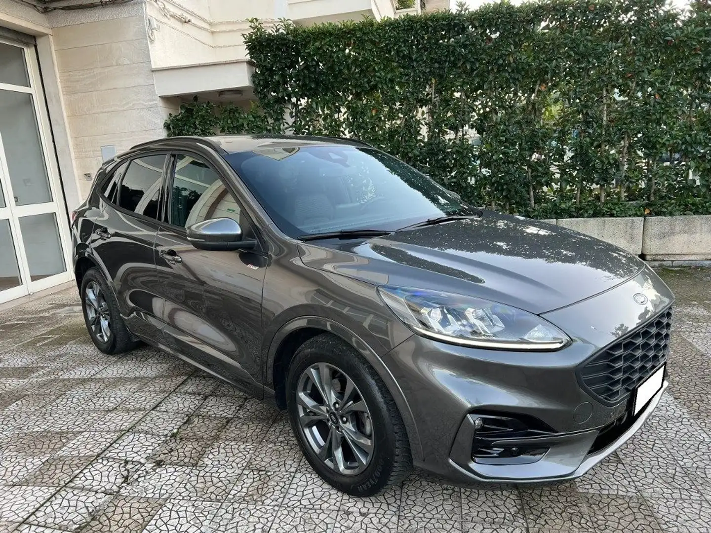Ford Kuga 2.0 EcoBlue 120 CV aut. 2WD ST-Line Grigio - 2