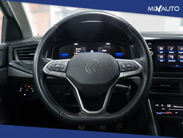 Volkswagen Polo view 12