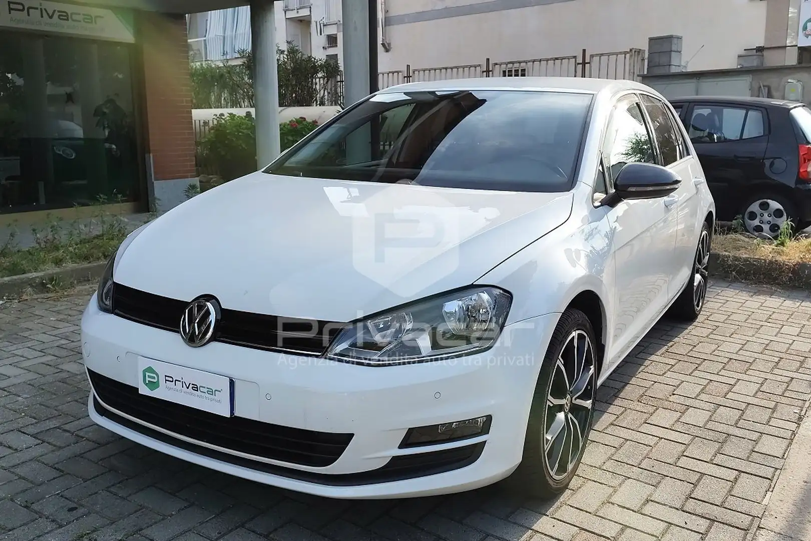 Volkswagen Golf Golf 1.6 TDI 90 CV 5p. Trendline BlueMotion Techno Bianco - 1