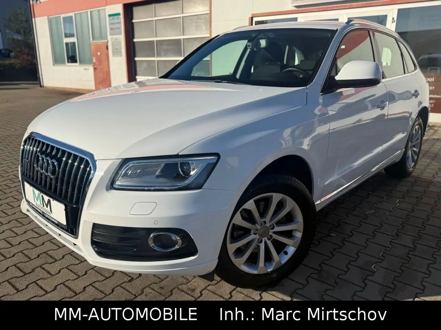 Audi Q5 2.0 TDI quattro S-tronic-1.HAND-NAVI-XEN-SHZ Weiß - 2