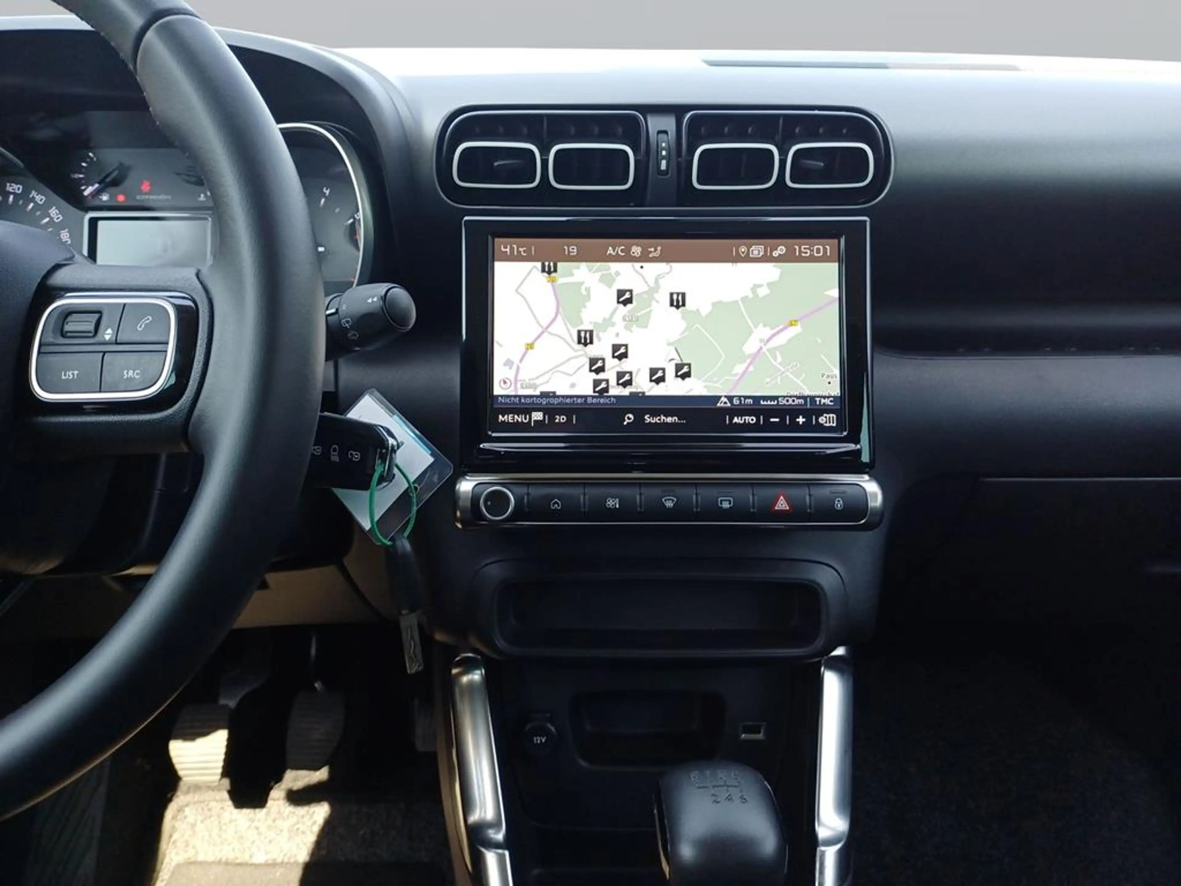 Citroen C3 Aircross PureTech 110 S&S Shine — photo 11