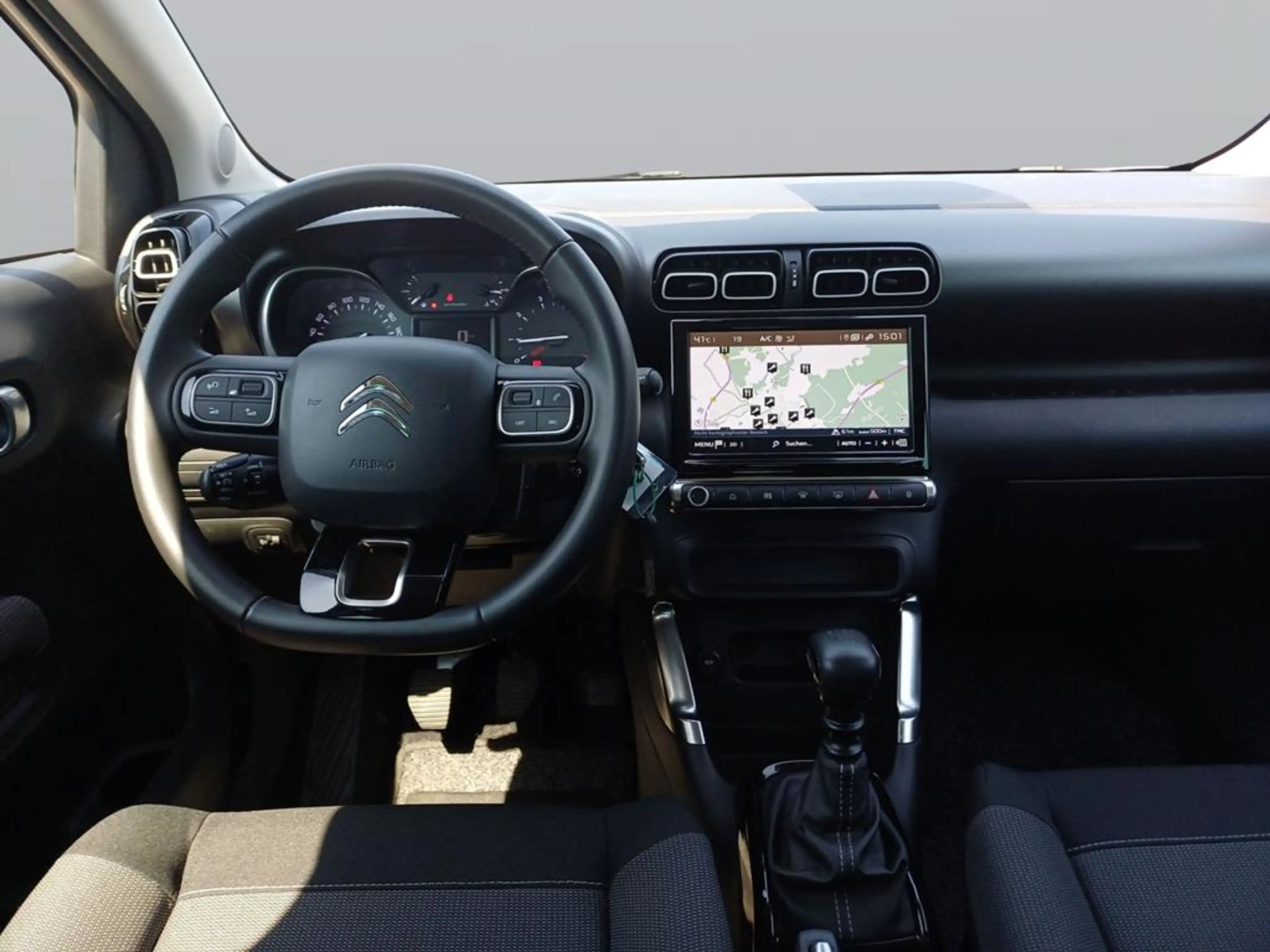 Citroen C3 Aircross PureTech 110 S&S Shine — photo 9