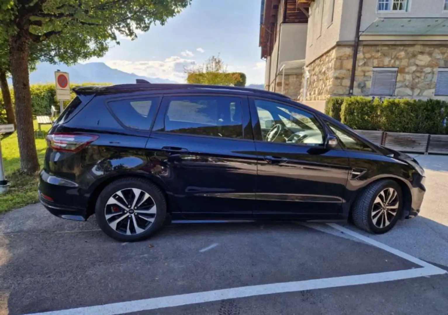 Ford S-Max ST-Line 2,0  7stz. Aut. Schwarz - 1