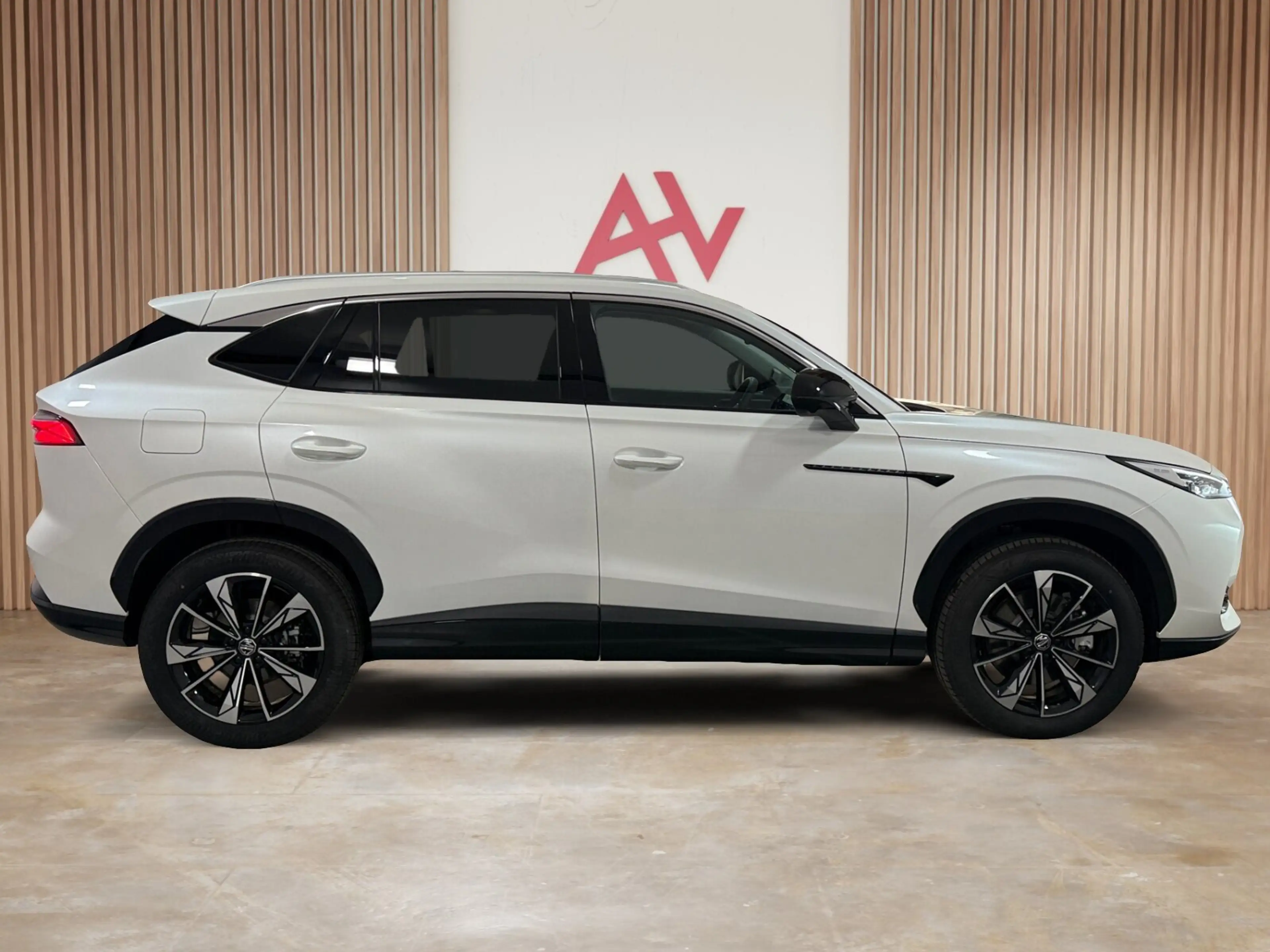 MG HS 1.5 Hybrid+ Comfort ** MG Pilot | Keyless | Camera — photo 5
