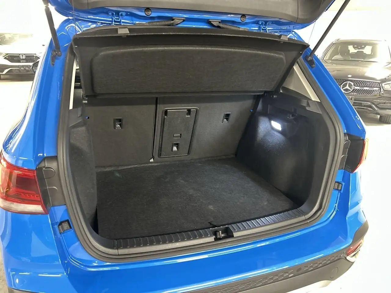 Volkswagen Taos снимка Volkswagen Taos