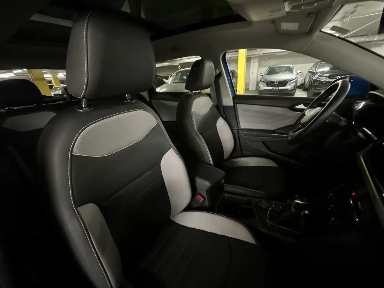 Volkswagen Taos снимка Volkswagen Taos