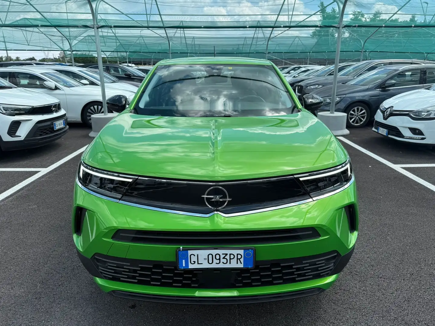 Opel Mokka NEOPATENTATI Mokka 1.2 t Edition S TG : GL093PR Vert - 2