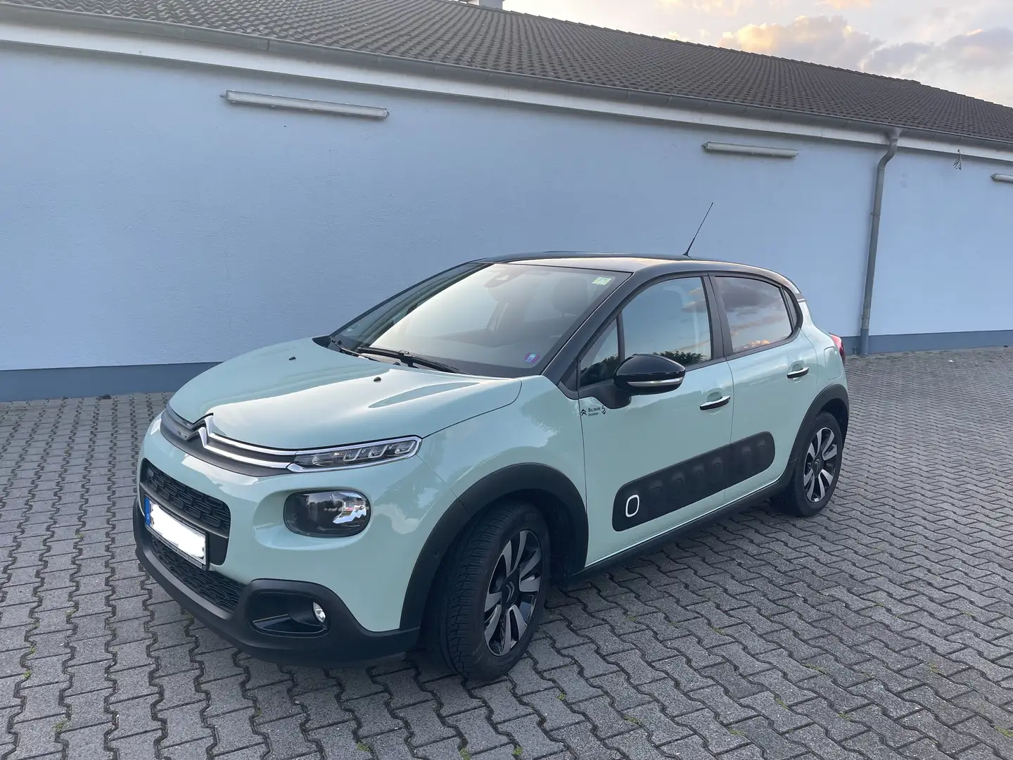 Citroen C3 C3 Pure Tech 68 FEEL Grün - 1