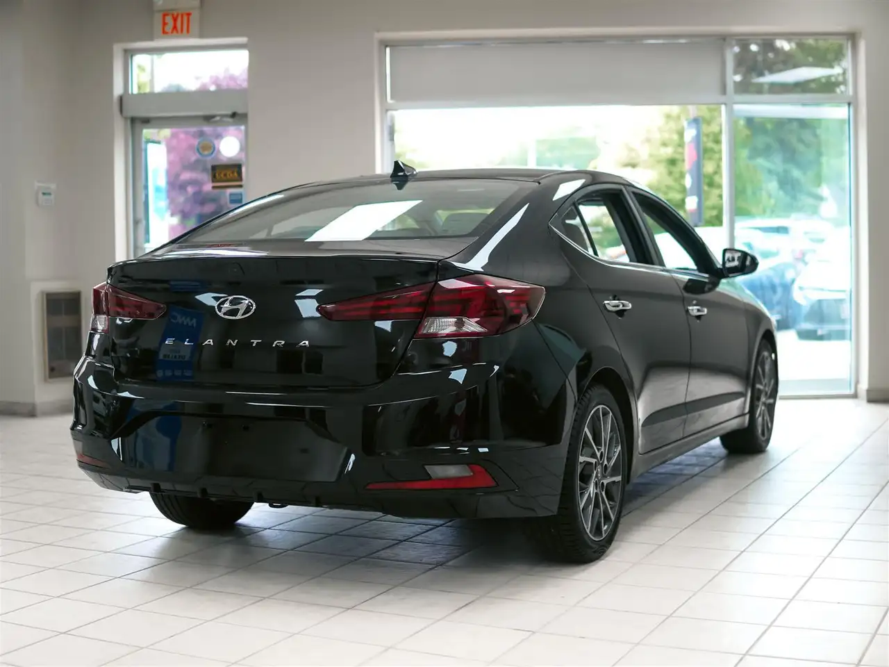 Hyundai ELANTRA снимка Hyundai ELANTRA