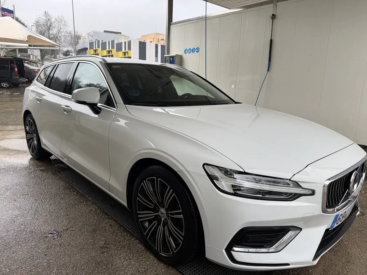 Volvo V60 D3 Inscription - 1