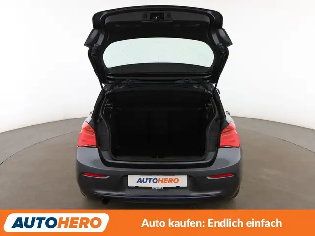 BMW 1 Series view 16