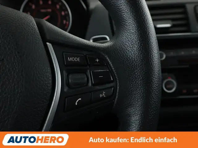 BMW 1 Series view 28