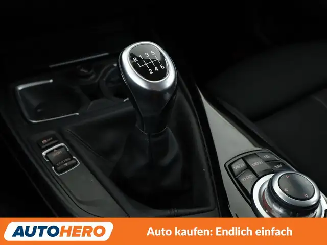 BMW 1 Series view 25