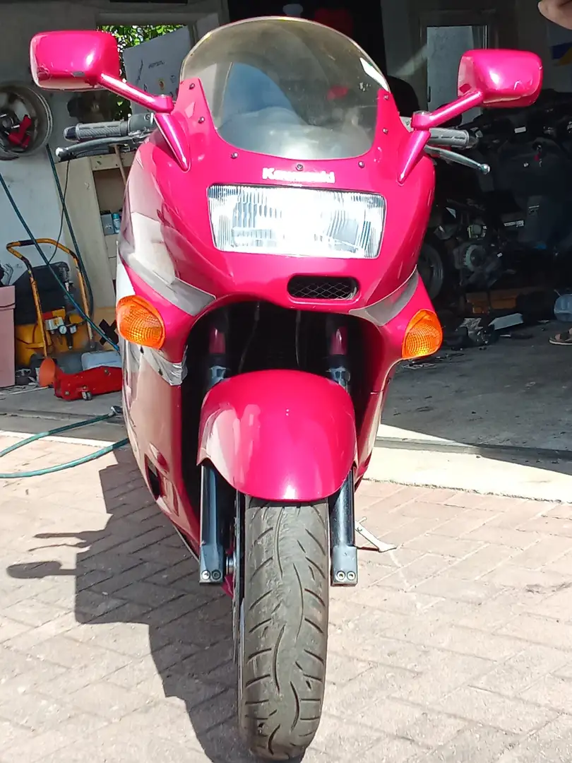 Kawasaki ZZR 1100 Red - 1