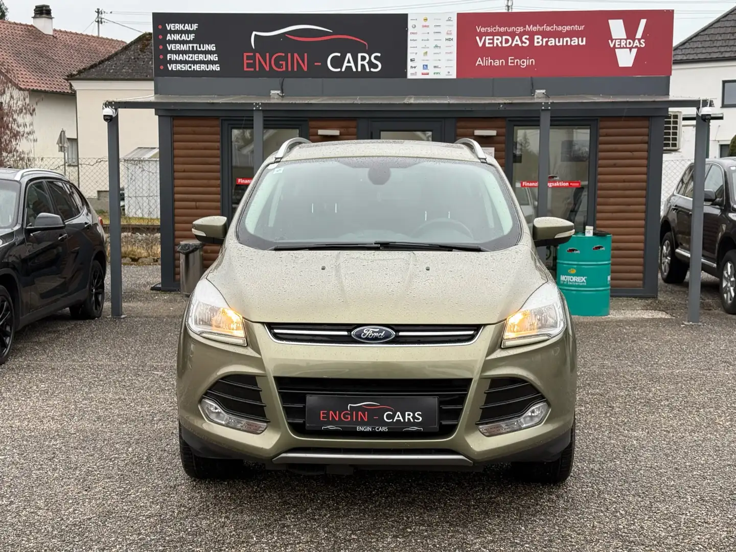 Ford Kuga NAVI/Tempomat/SZH/PDC/ Verde - 2