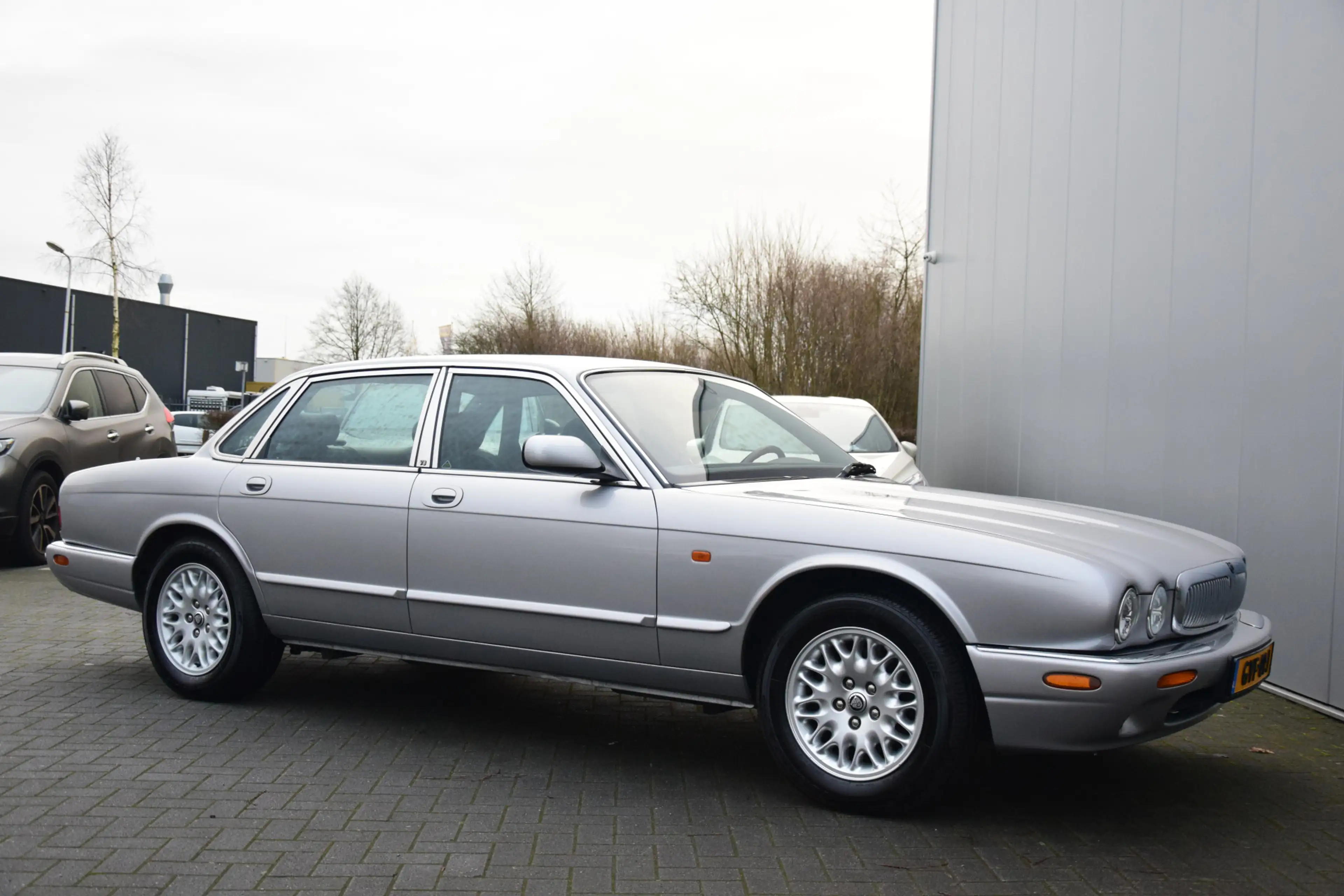 Jaguar XJ 3.2 V8 Executive Automaat — photo 10