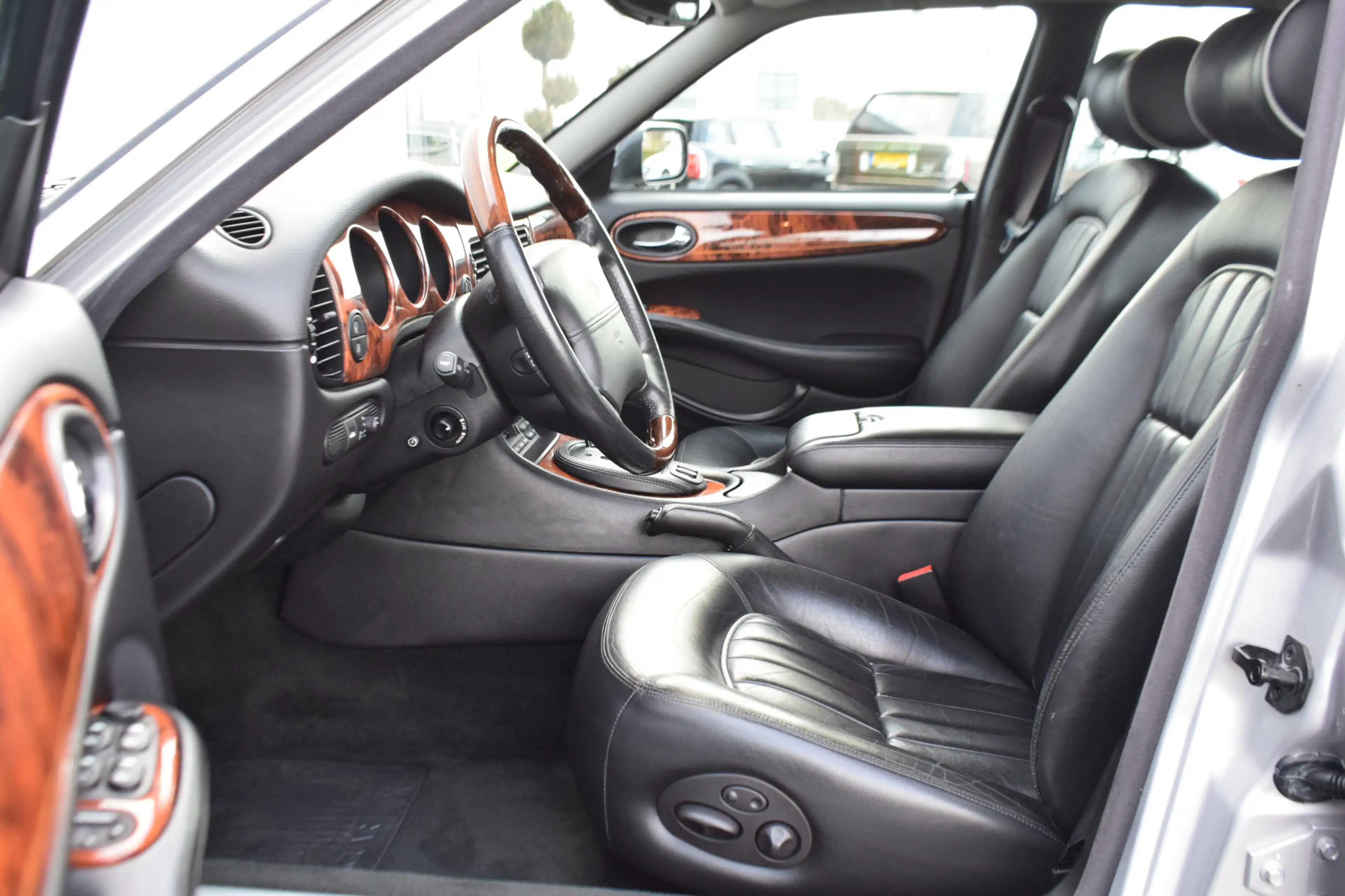 Jaguar XJ 3.2 V8 Executive Automaat — photo 14