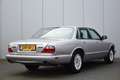 Jaguar XJ 3.2 V8 Executive Automaat Gris - thumbnail 4