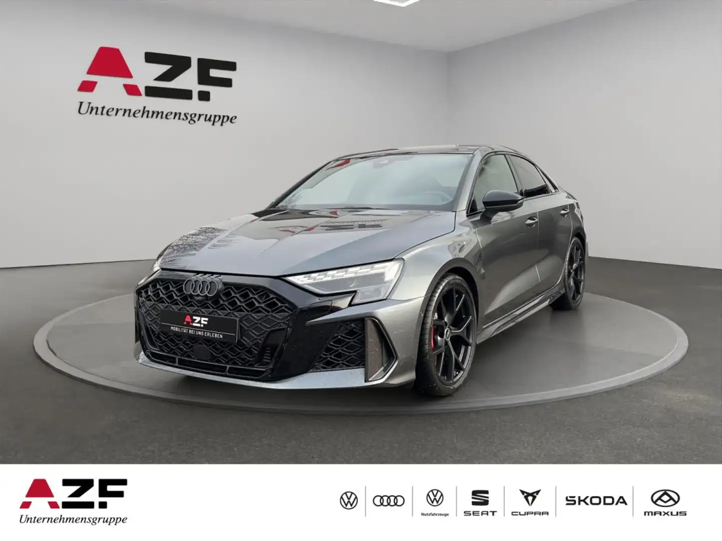 Audi RS3 Limousine+280 KM/H+PANO+MATRIX+SONOS Grau - 1