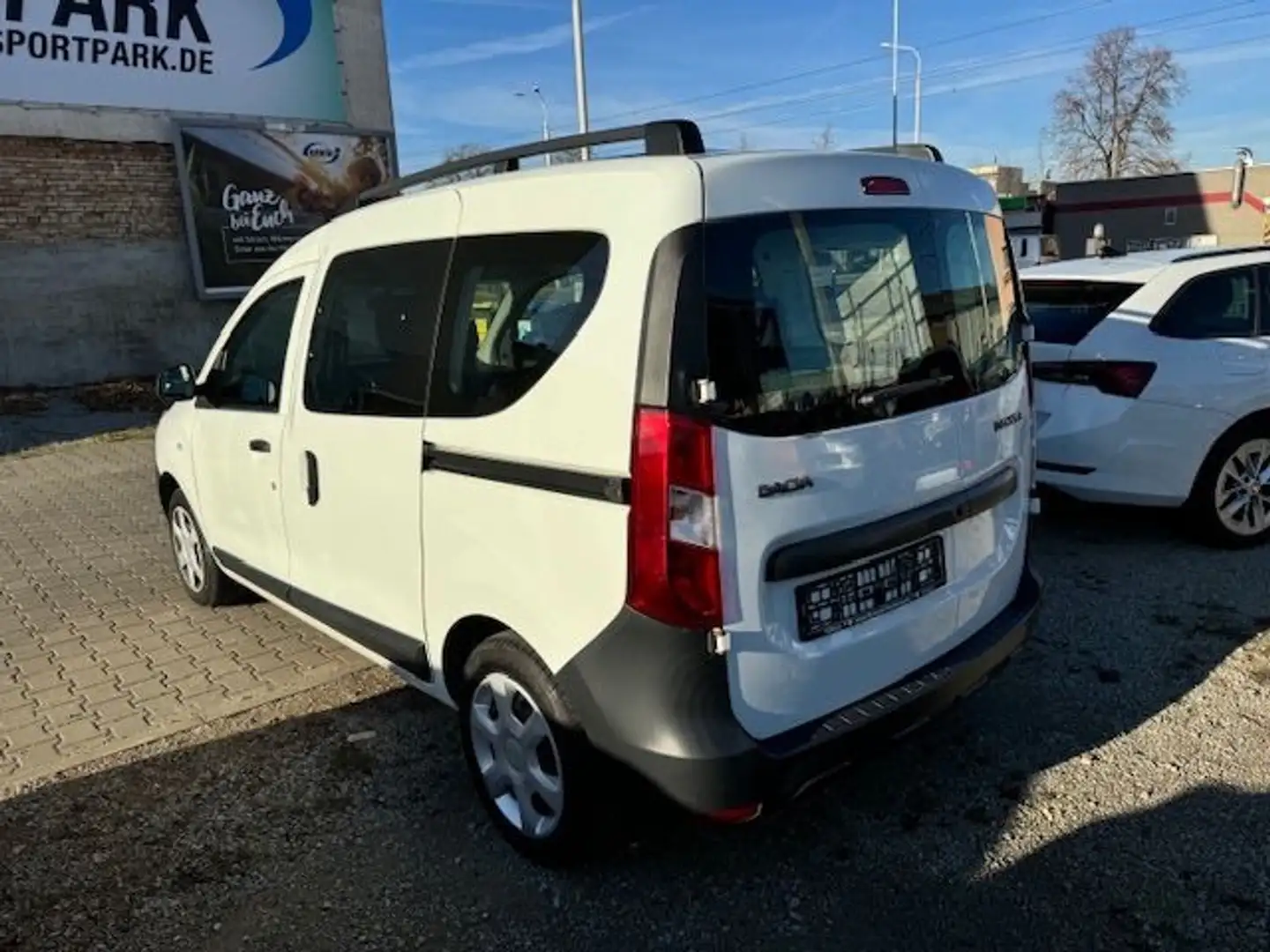 Dacia Dokker 1.6 Comfort*1.Hand*EURO6*Klima Weiß - 2