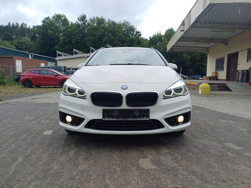 BMW 218 2 Active Tourer 218 d Advantage  ZUSTAND 1A