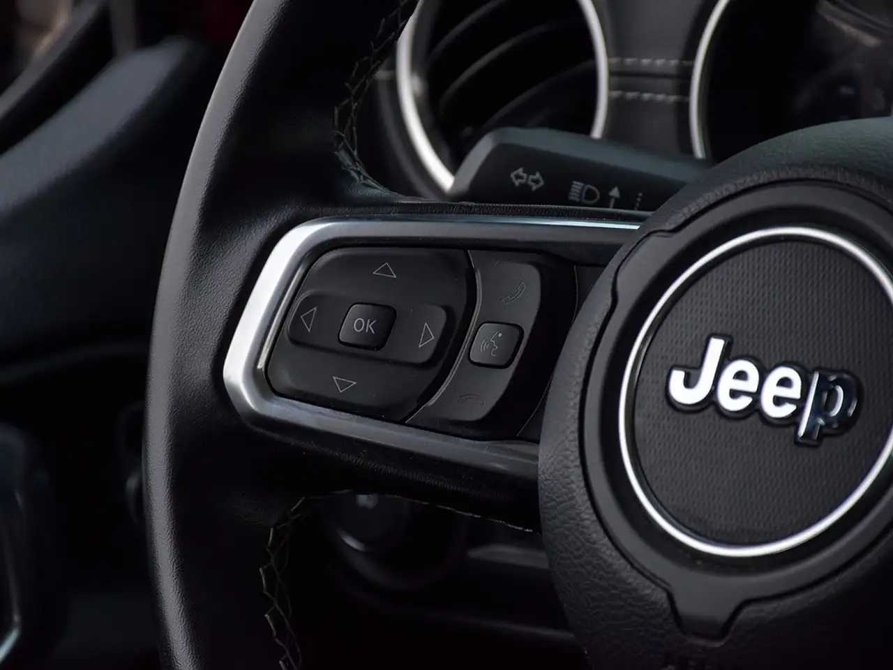 Jeep Wrangler photo Jeep Wrangler