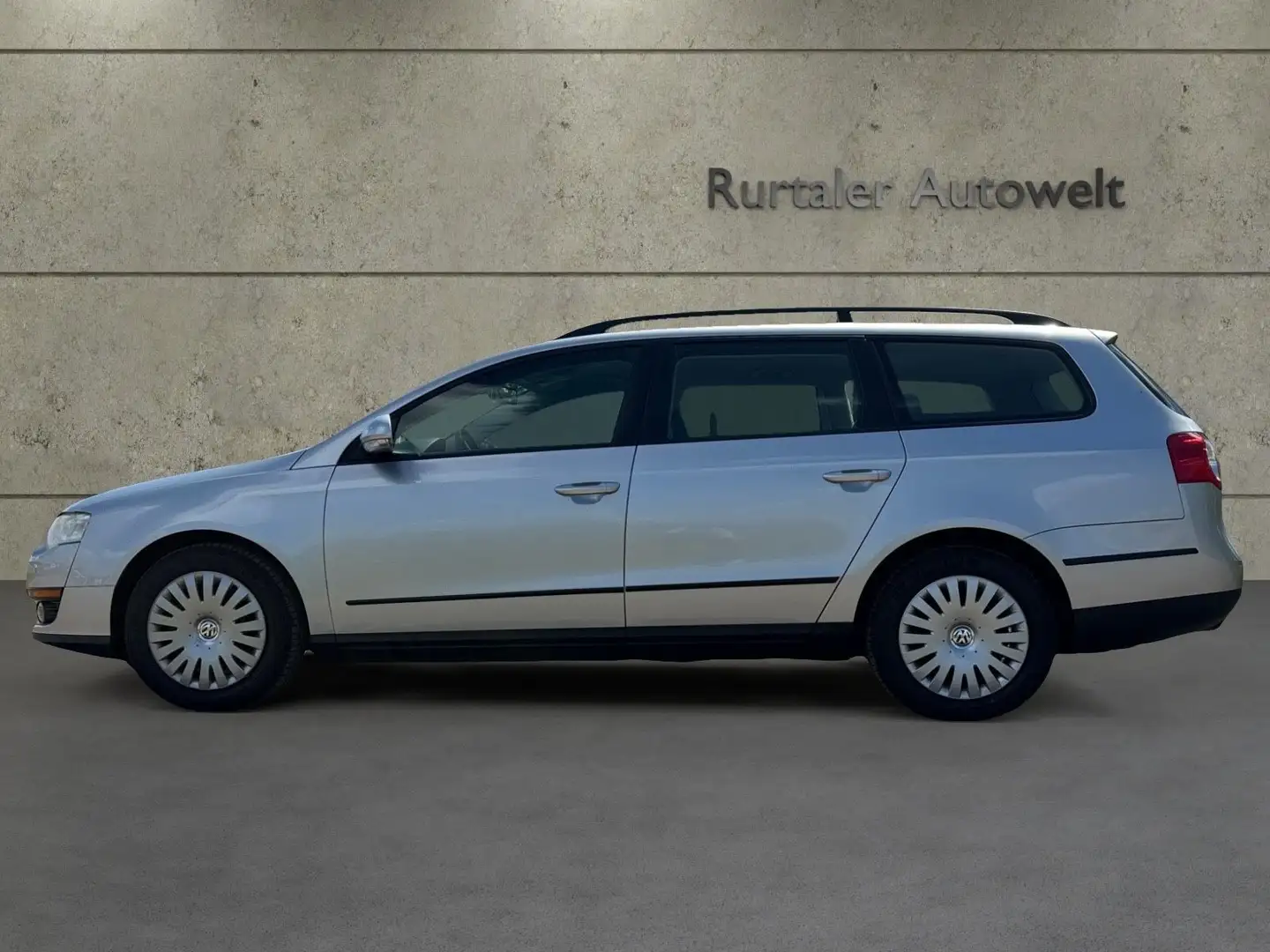 Volkswagen Passat Variant Trendline *KLIMA* SHZ* PDC* TÜV* Silber - 2