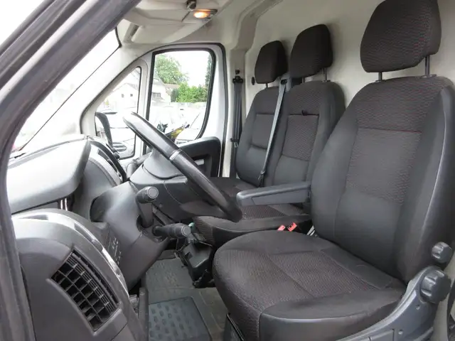 Opel Opel Movano view 8