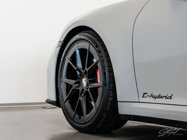 Porsche 911 Carrera 4 GTS T-Hybrid Ansicht 14
