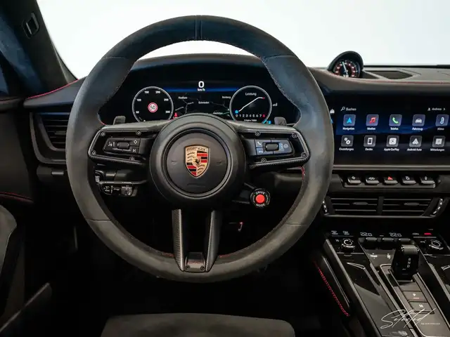 Porsche 911 Carrera 4 GTS T-Hybrid Ansicht 34