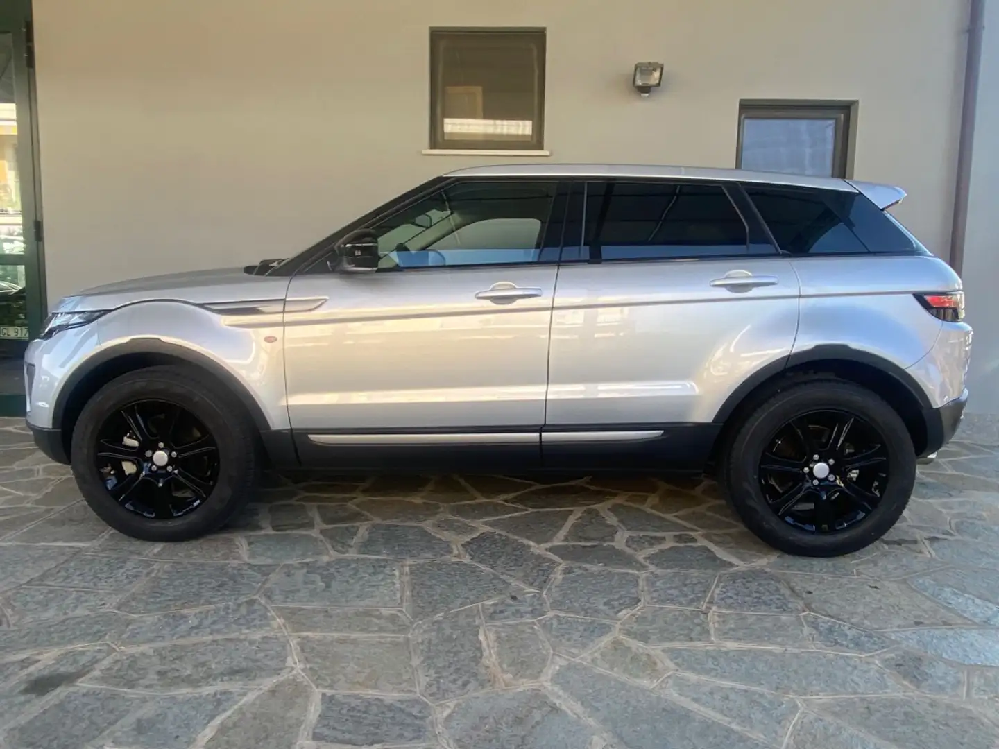 Land Rover Range Rover Evoque Range Rover Evoque 5p 2.0 td4 Pure 150cv Grau - 2