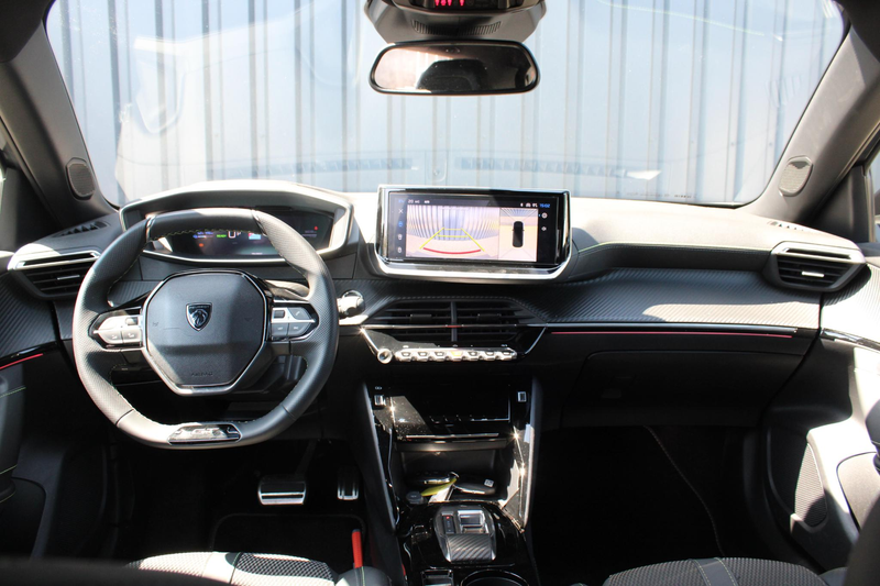 Peugeot e-2008 EV GT Avantage 54 kWh Navigatie | Camera V + A | D — photo 8