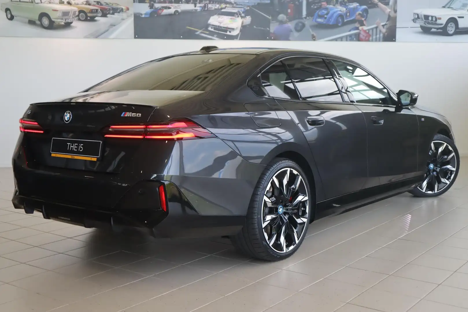 BMW i5 Sedan M60 xDrive M Sportpakket Pro | Innovation Pa Gris - 2