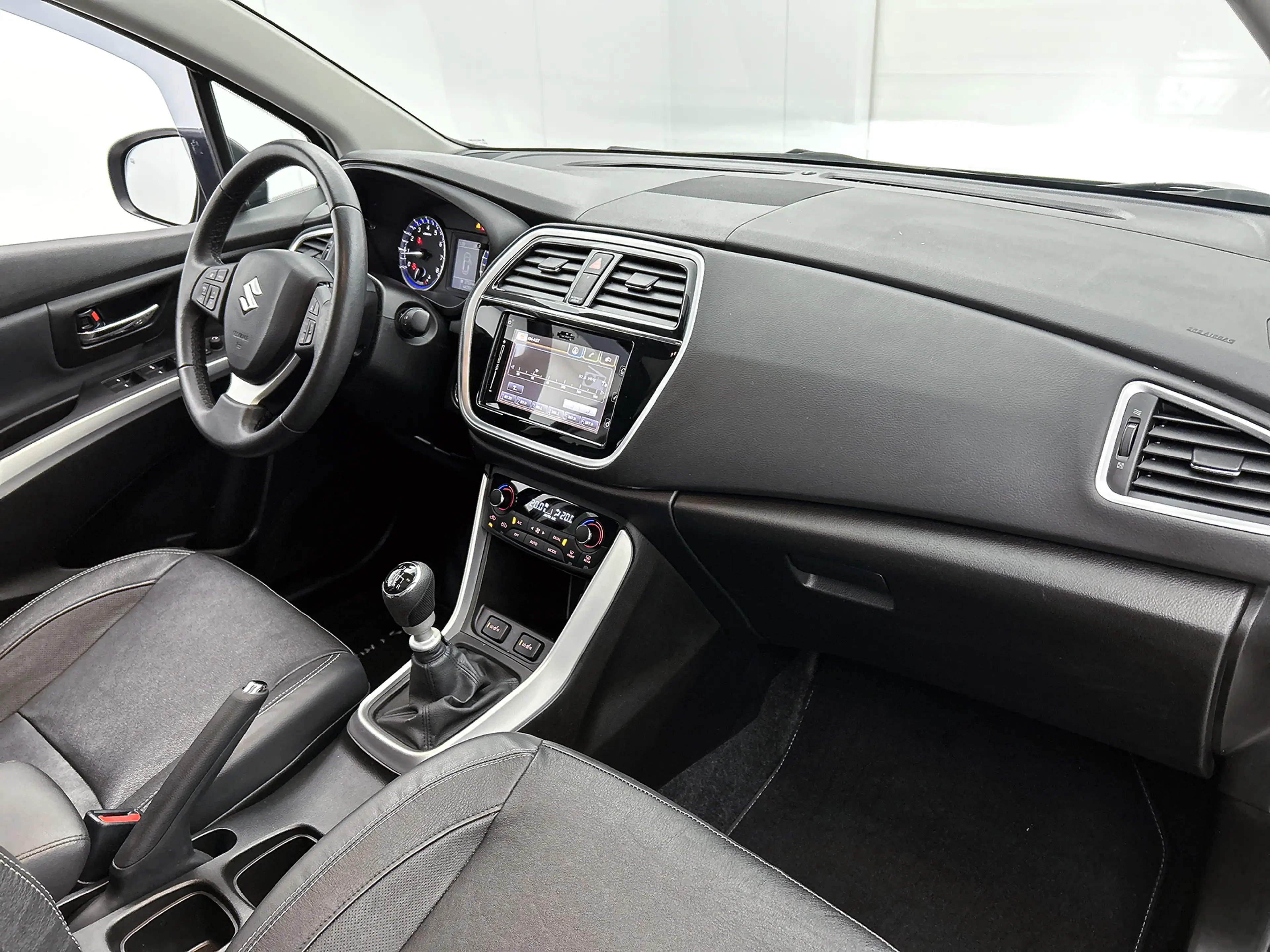 Suzuki S-Cross 1.4 Boosterjet High Executive |  Trekhaak afneemba — photo 7