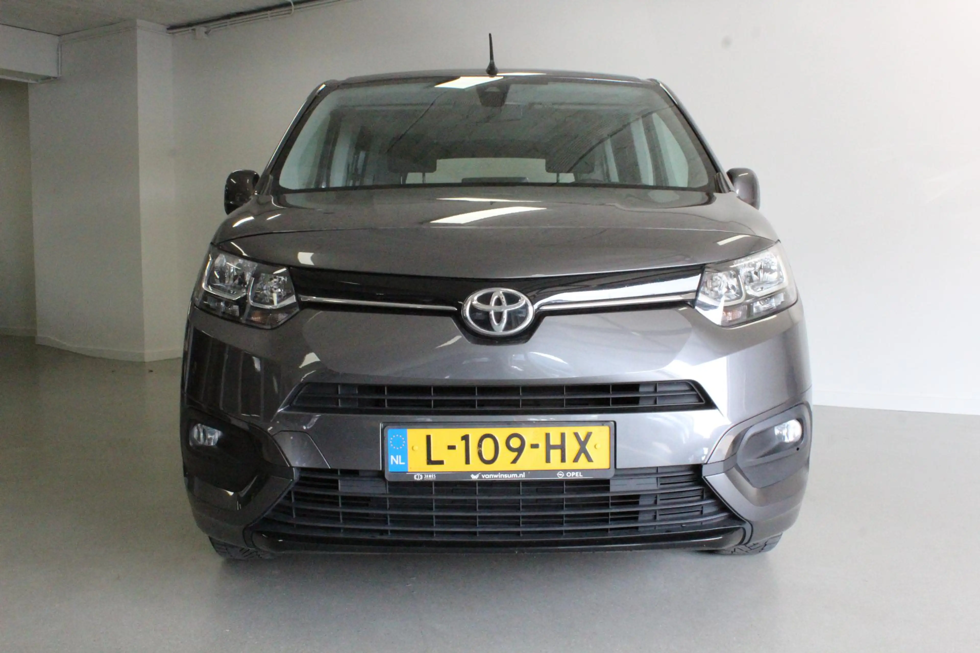 Toyota Proace City Verso 1.2 Turbo Professional 5P. | NAVIGATIE | PDC — photo 3